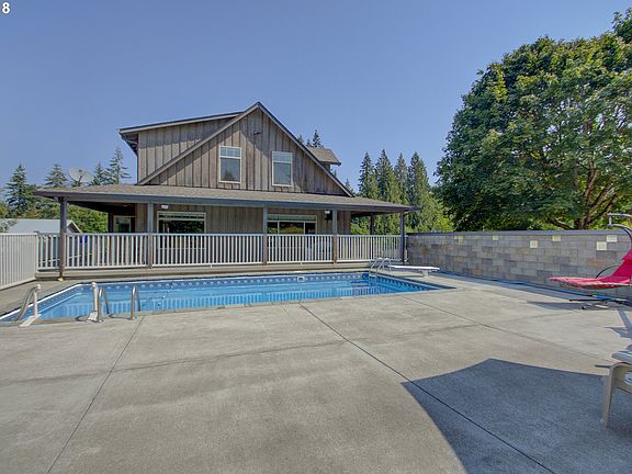 5th image of 13718 NE 172nd St