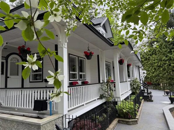 7072 Willis Point Rd, Capital, BC V9E 2A1