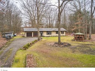 2859 McClintocksburg Rd, Diamond, OH 44412