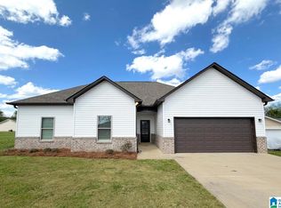 41 Whithall Cir, Eastaboga, AL 36260