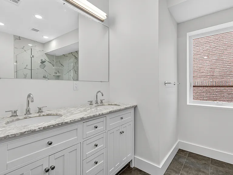 46 Hudson Ave #A — Photo 12
