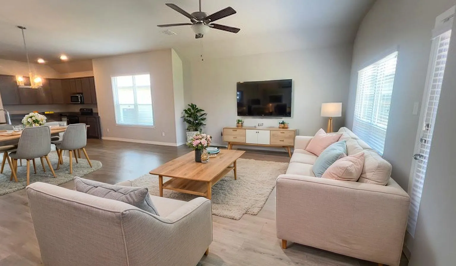3051 Dade Loop — Photo 4