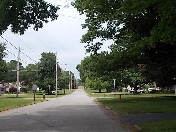 5th image of 140 Forest Park Dr