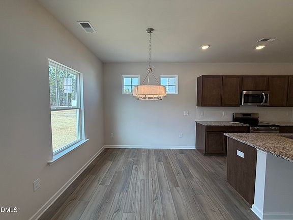 4th image of 124 Pine Vista Way