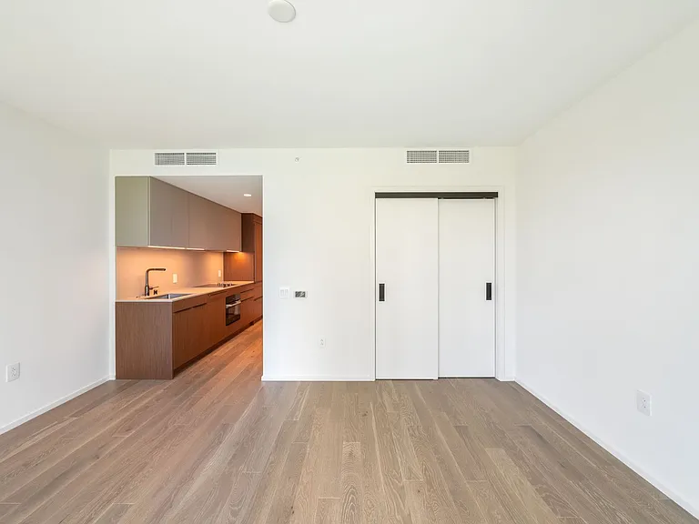 333 Ward Ave #420 — Photo 13
