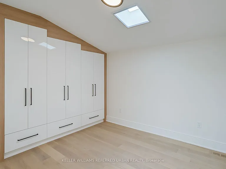 37 Wesley Ave — Photo 34