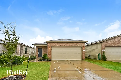14711 Myrtle Point Dr Photo 1
