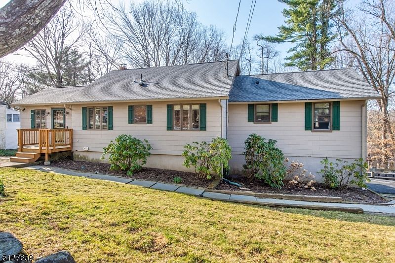 245 Sussex Ave, Newton, NJ 07860 | Zillow