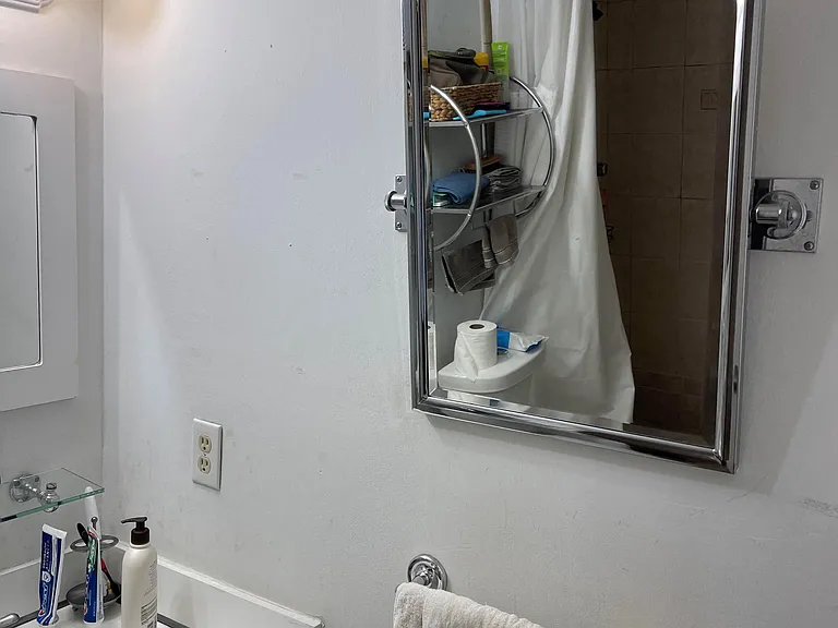 3522 NE 171st St #212 — Photo 7