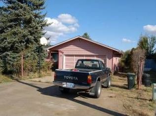 209 Oak St, Amity, OR 97101