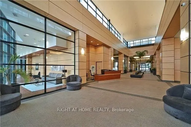 2900 Highway 7 Rd #2606 — Photo 15