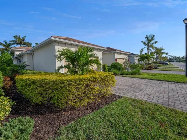 10709 Manatee Key LN, ESTERO, FL 33928