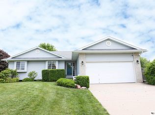 15105 Marseille Ave, Bellevue, NE 68123