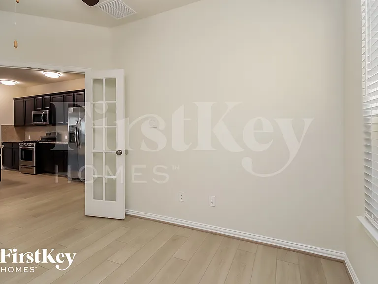 2826 Torrey Pines Dr #DO — Photo 7