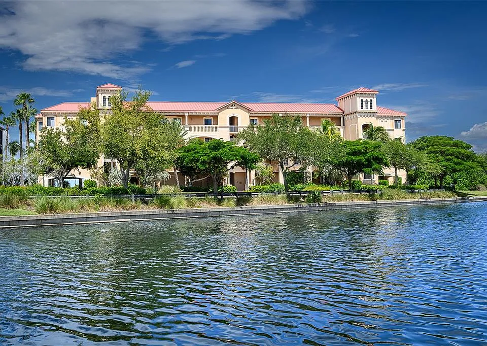 85 Vivante Blvd #8542