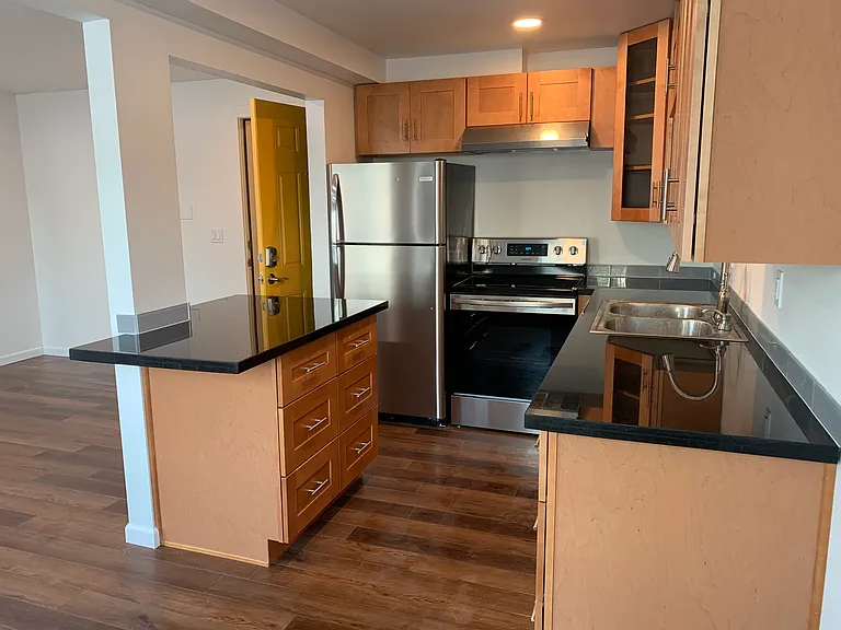 14314 32nd Ave NE #101 — Photo 5