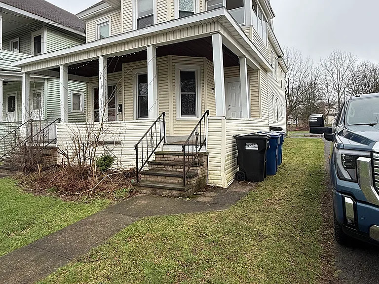 416 Ulster St #1 — Photo 1