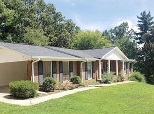 621 Crestview Rd, Anniston, AL 36207