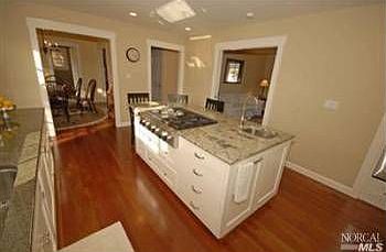 2nd image of 805 Eucalyptus Ave