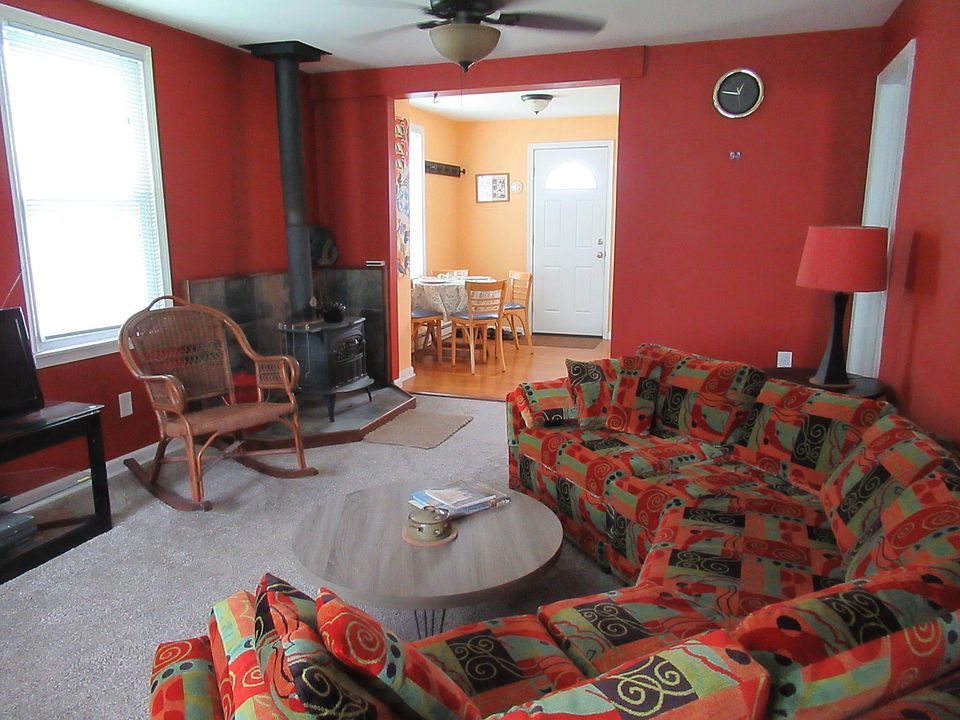 Living room.