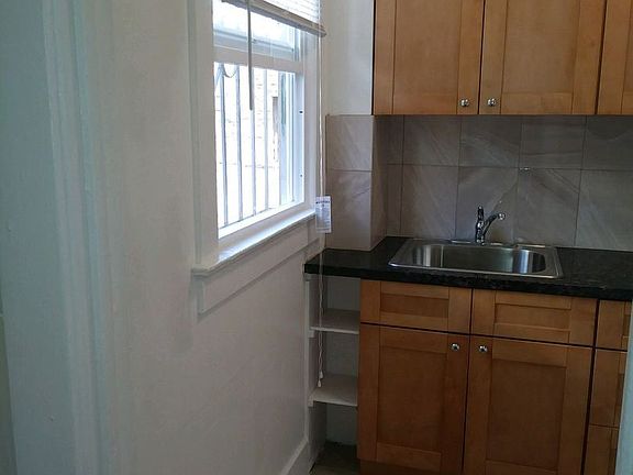 4th image of 174 Turk St APT 203