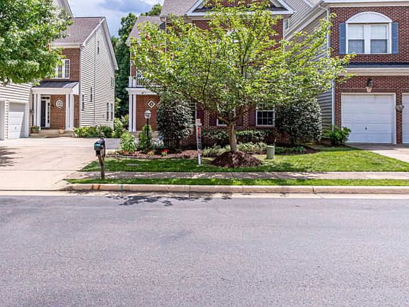 4th image of 11319 Bulova Ln