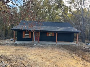 625 Ridge Rd, Sarah, MS 38665