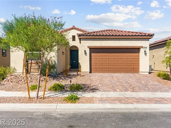 851 Klamath Springs St, Henderson, NV 89011