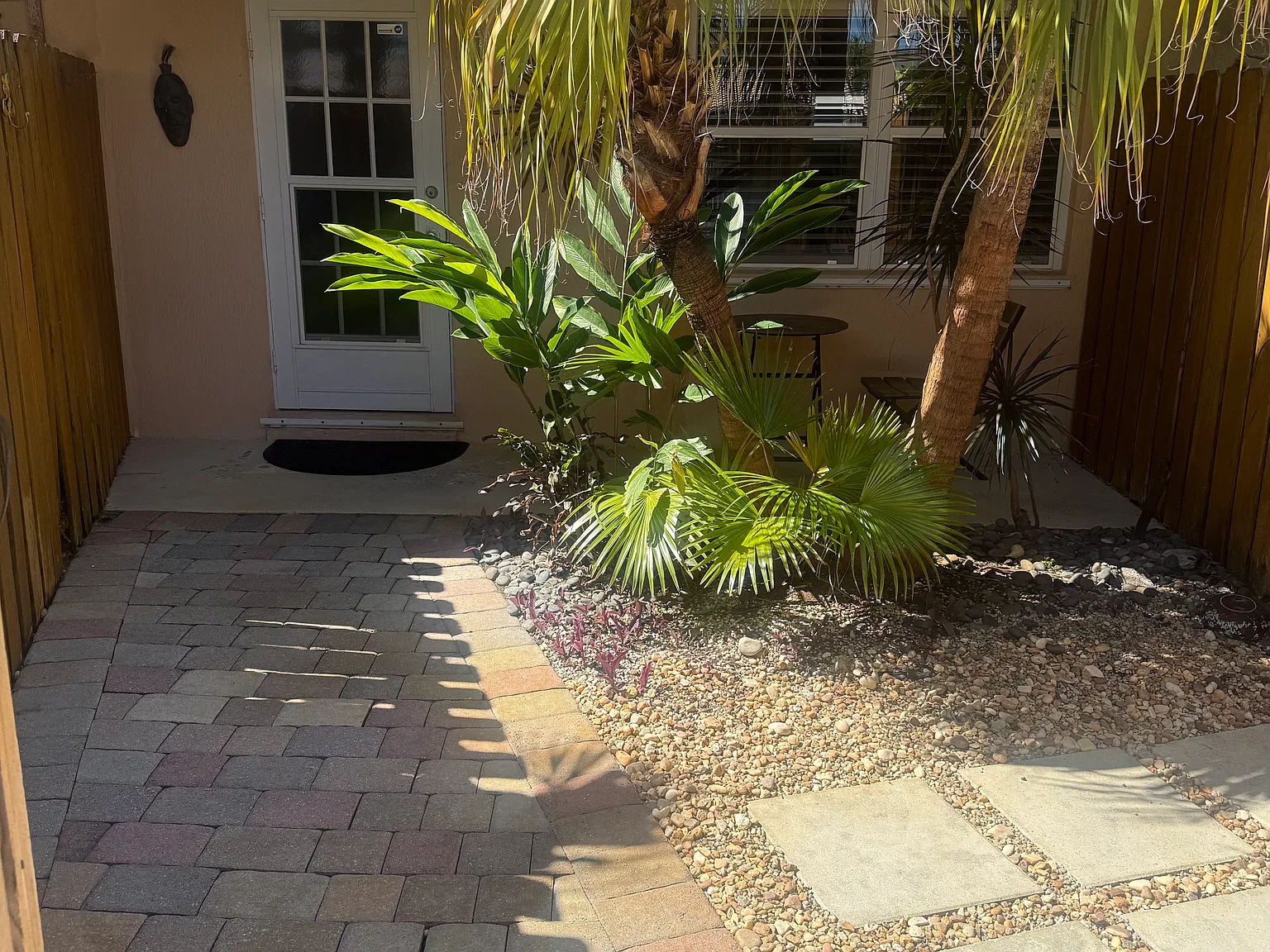 1 bed, 650 sqft, $1,700 — Photo 3