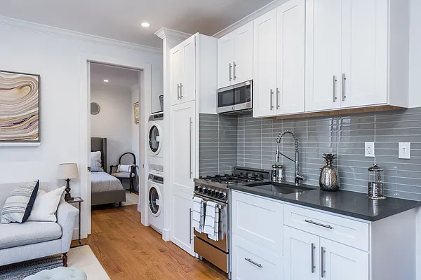 Rented by Nooklyn NYC LLC | media 23