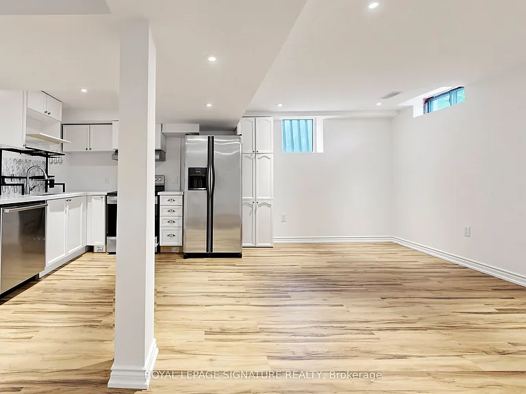 218 Paxton Cres #BASEMENT — Photo 3