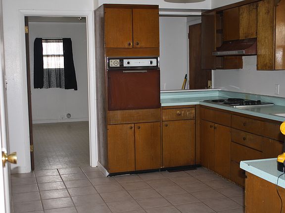 4th image of 706 S 14th St