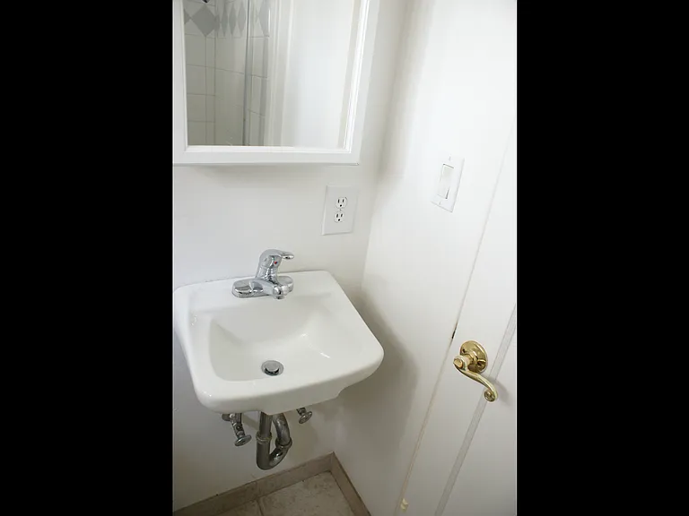 722 San Juan Ave — Photo 15