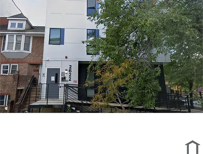 2622 University Pl NW #203 — Photo 1