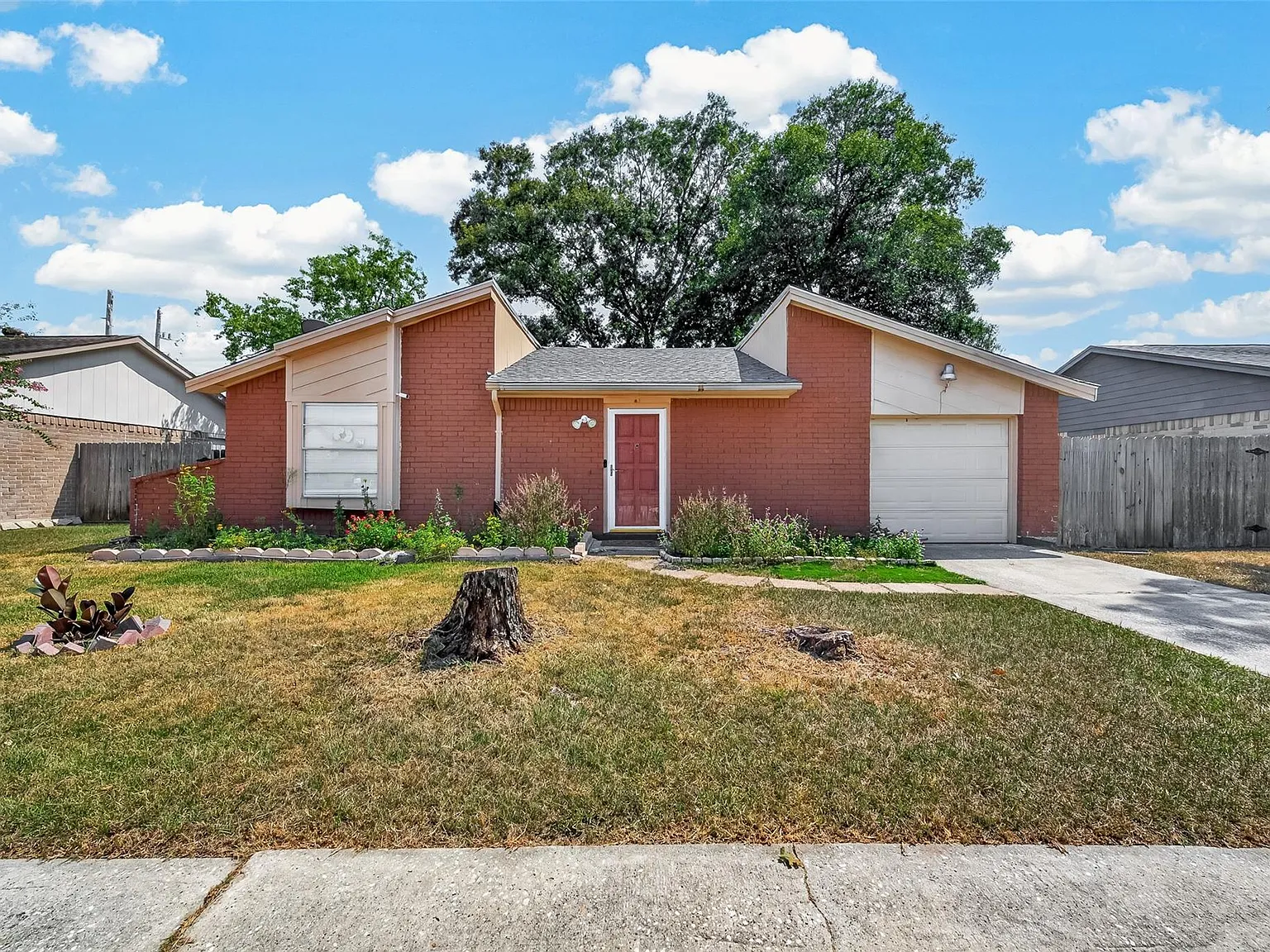 2 bed, 1.0 bath, 1012 sqft, $1,500 — Photo 3