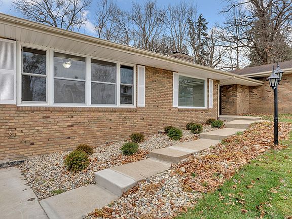 4th image of 1218 S Ironwood Dr