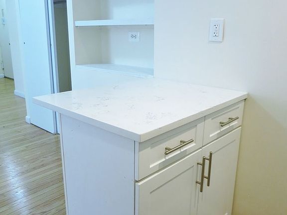 3rd image of 519 E 78th St APT 1G