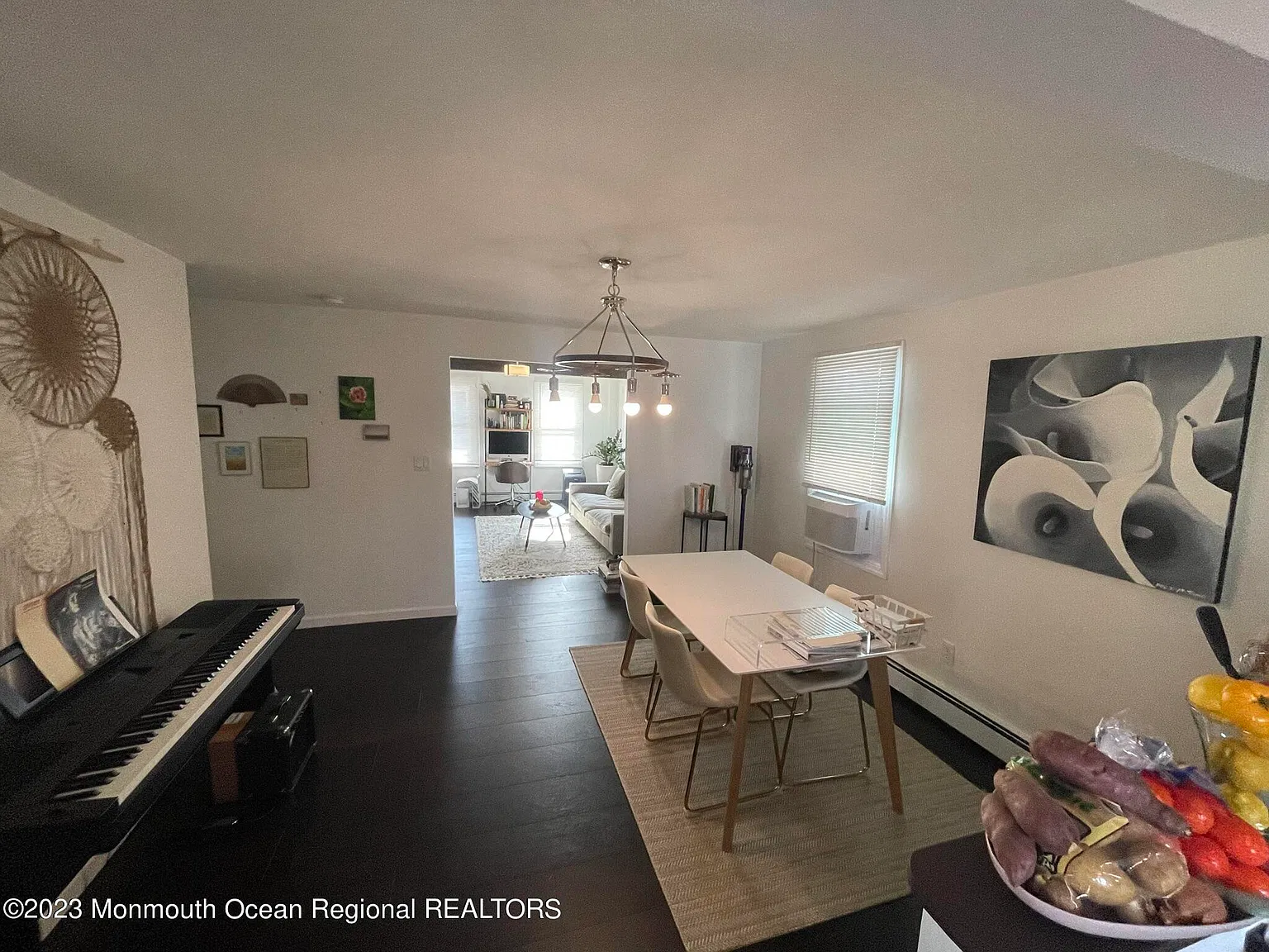 1 bed, $2,300 — Photo 4