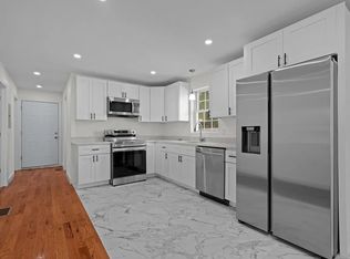 26 Chatham St, Providence, RI 02904