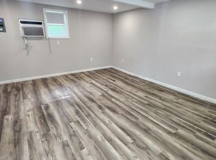 9349 Valley Rd #106, Berkeley Springs, WV 25411