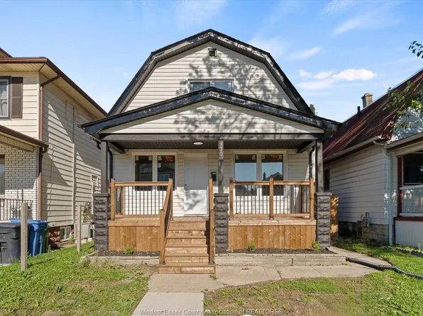 930 Elsmere Ave, Windsor, ON N9A 2A9