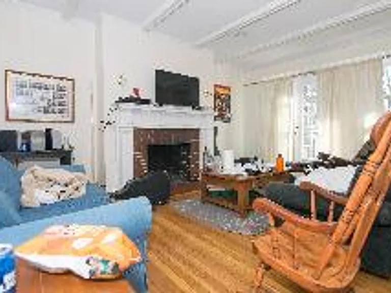 81 Gibbs St #2 — Photo 6
