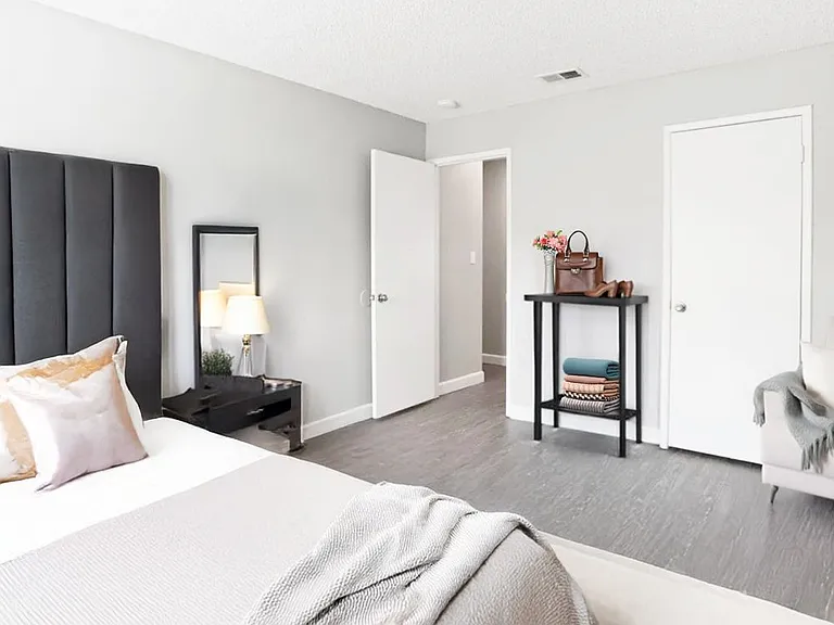 Elevate Apartments — Photo 5