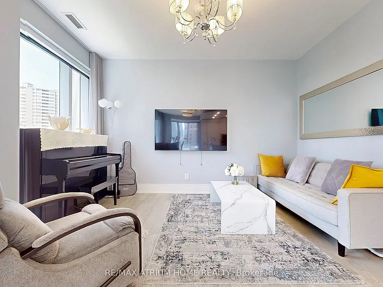 1 Gloucester St #715 — Photo 19