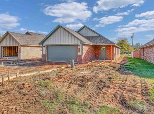 706 Cherry Ave, Cache, OK 73527
