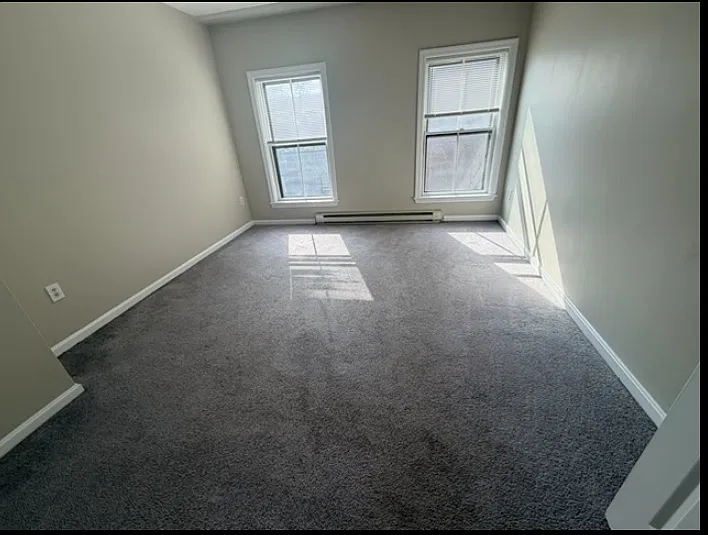 2 bed, 9999 sqft, $3,300 — Photo 3