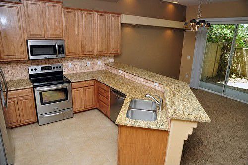 5th image of 7528 N 19th Ave Unit 10