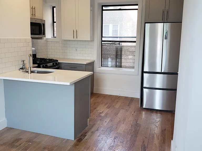 166 Clinton Ave #10E — Photo 5