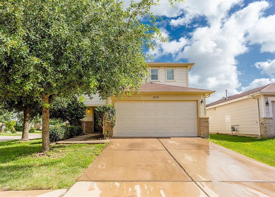 1st image of 20738 Dickinson Manor Ln