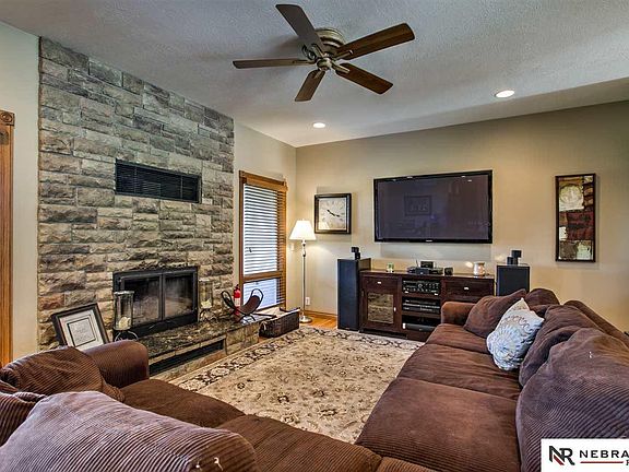 5th image of 915 Southridge Dr